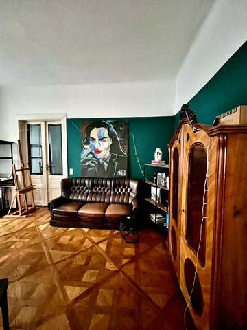 THE SUIT (VOYEUR) - NEUNERHAUS AUCTION